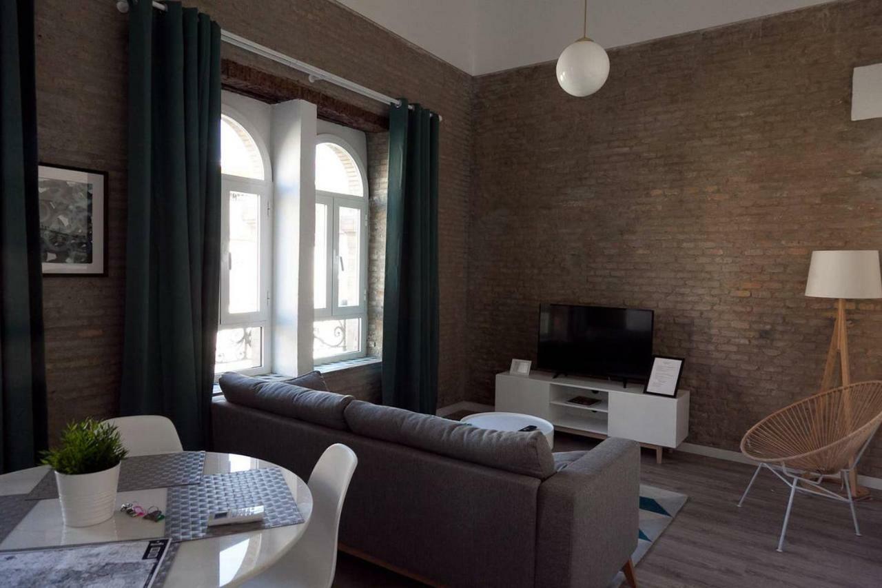 Gotoseville Feria Apartments Ngoại thất bức ảnh